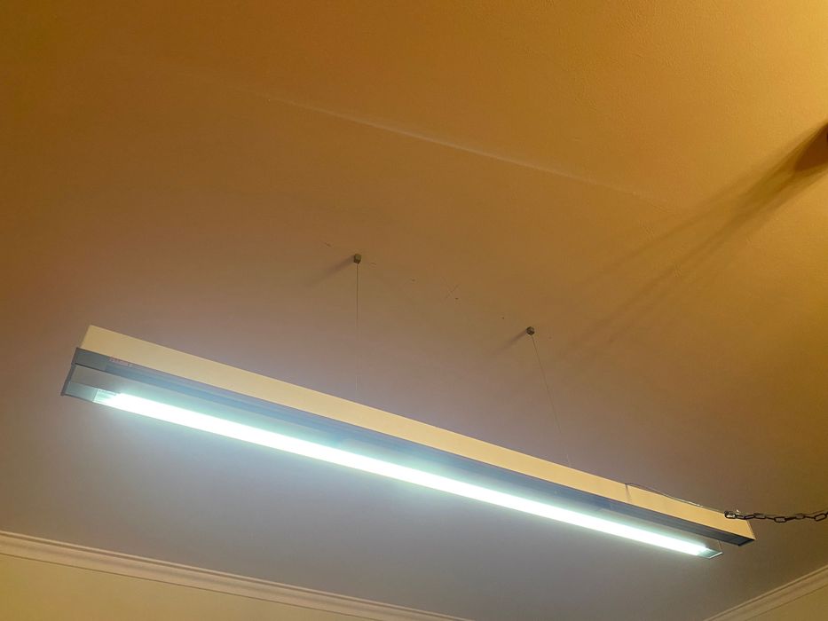 mesa snooker + bolas + 4 banquetas