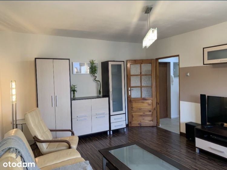 M2 40m2 w pełni wyposażone 2 piętro duży balkon