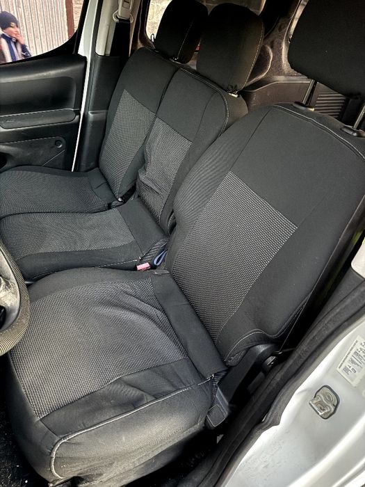 Пежо партнер 2008 р.в.