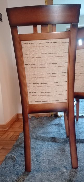 Stół z 8 krzesłami