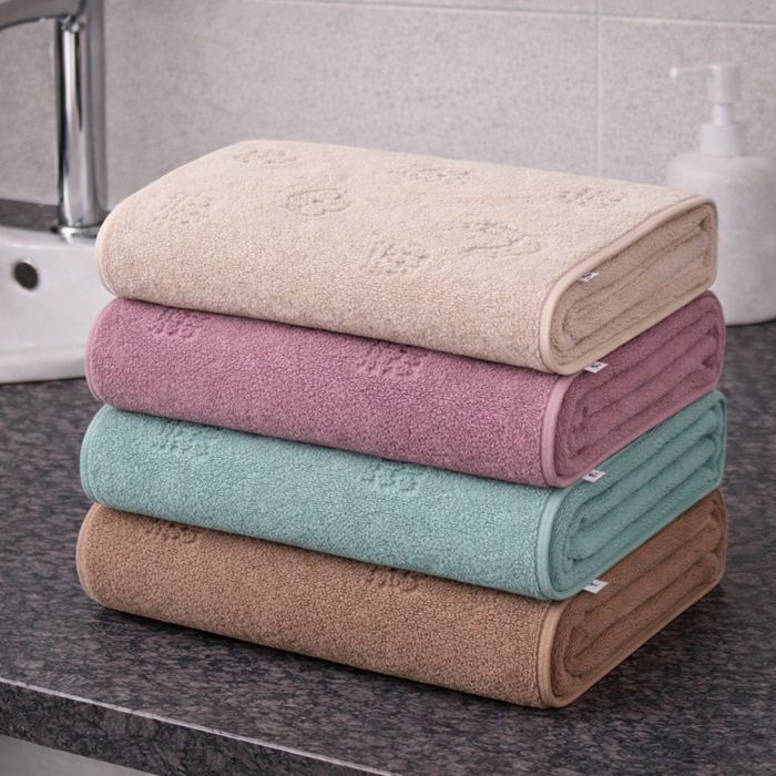 Zestaw 4 ręczników kąpielowych – nowe, mikrofibra