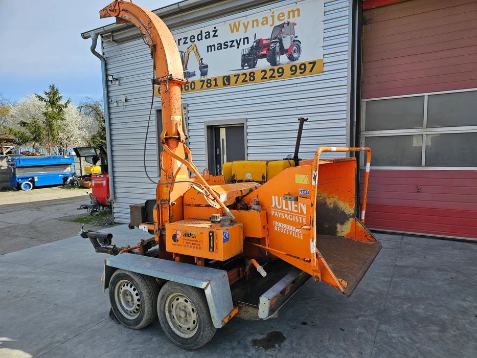 Rębak biber 3  Rębak spalinowy