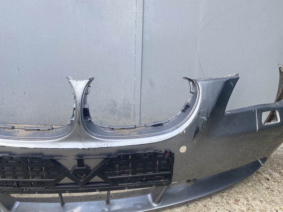 Передний бампер BMW E90 E91 дорестайл