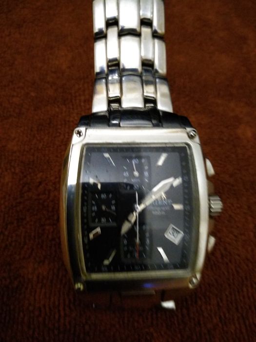 Часы ORIENT хронограф кварцевые.