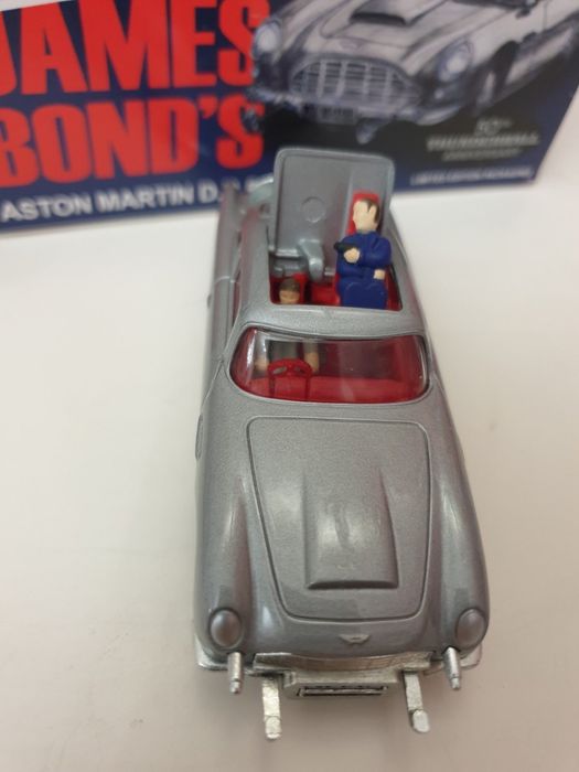 Limited Corgi James Bond Aston Martin DB5 к 50 летию Thunderball
