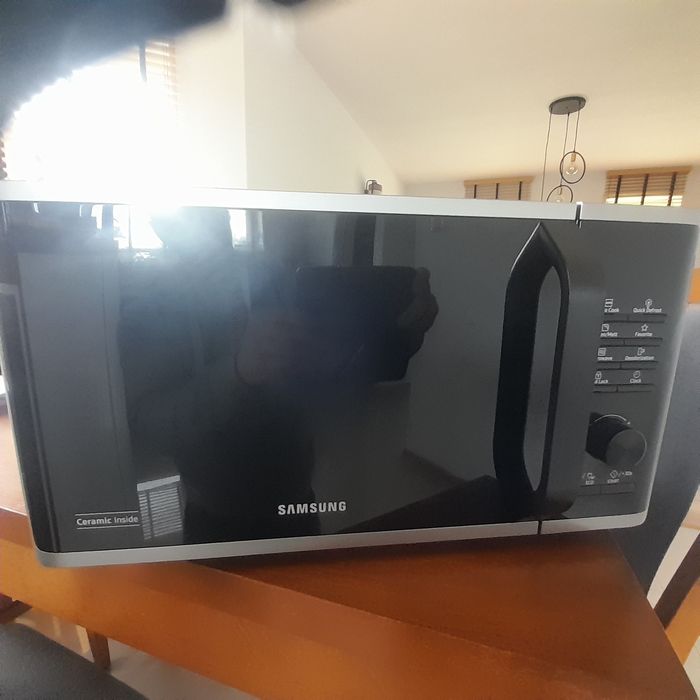 Kuchenka mikrofalowa samsung