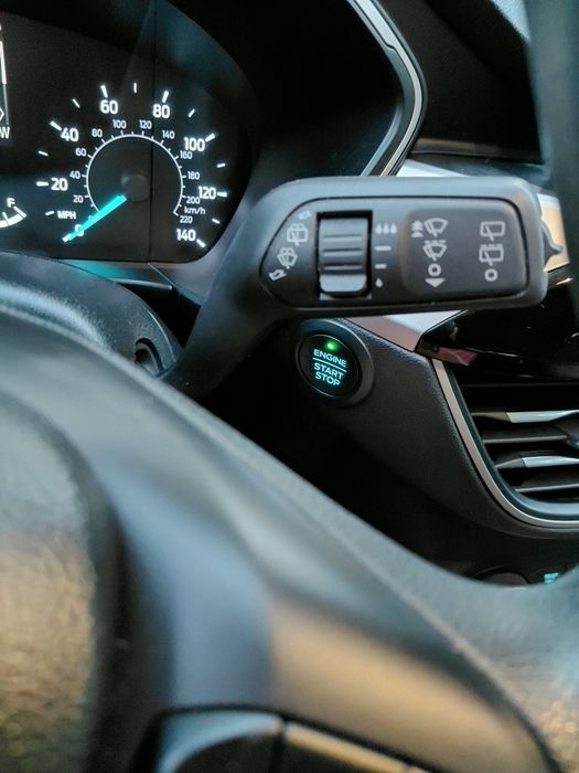 Kuga  1,5 ecoboost 4×4automat