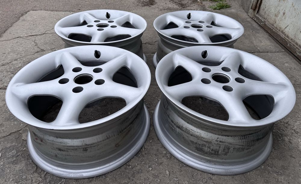 Литые диски Borbet r15 5x112 ET-35 на Mercedes/MINI/Skoda/Volkswagen/Audi/Seat/Galaxy/Transporter T4/Golf/Octavia/Passat/Jetta/Caddy/A4/A6/Touran/100