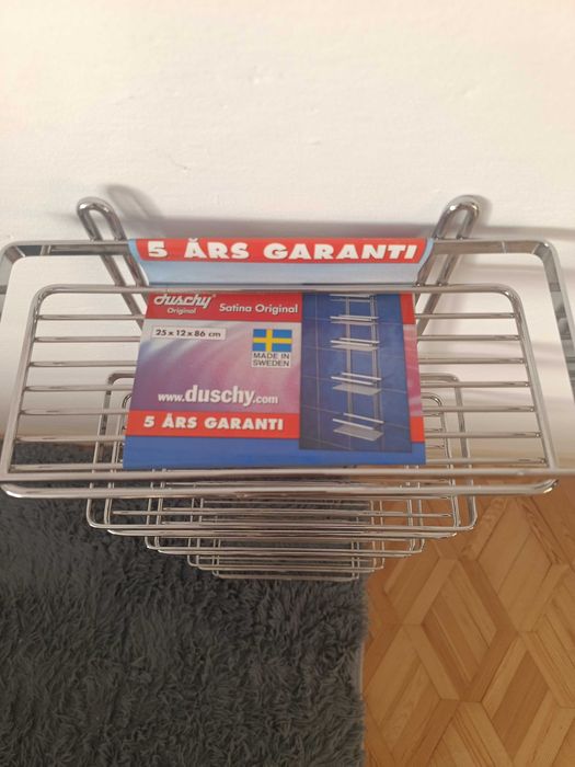 Półka łazienkowa