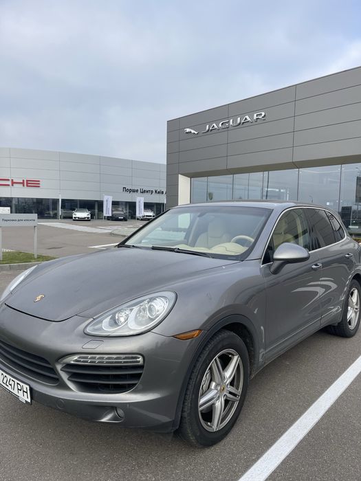 Продам машину Porsche Cayenne S Hybrid