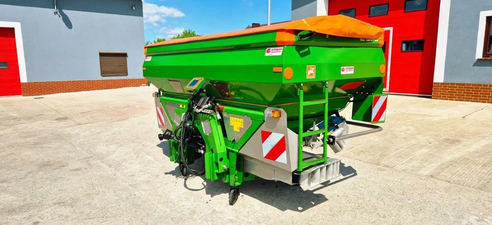 Rozsiewacz nawozów Amazone ZA-M ULTRA