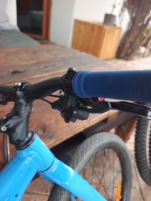 Sprzedam Specialized Riprock 20" – hydraulik, 9 biegów, 2 lata, oryginalny karton