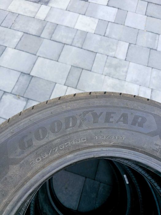 Opony letnie goodyear 205/75/R16C 4szt Nowe