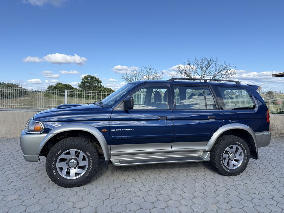 Mitsubishi Pagero Sport wagon 2.5 TD GLS, 4x4