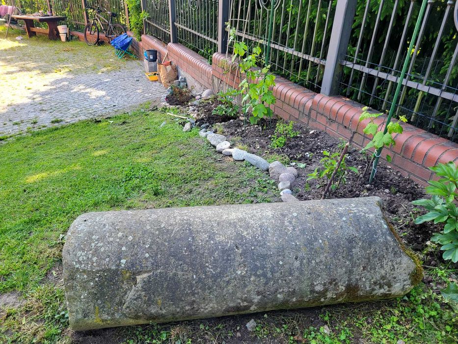 Piaskowiec,wałek ,okrągły słup