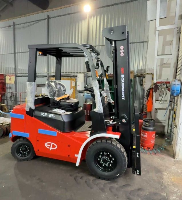 Новий Li-Ion вилковий навантажувач 2.5т/3.6м, кліренс 15см, 80V/280Ah