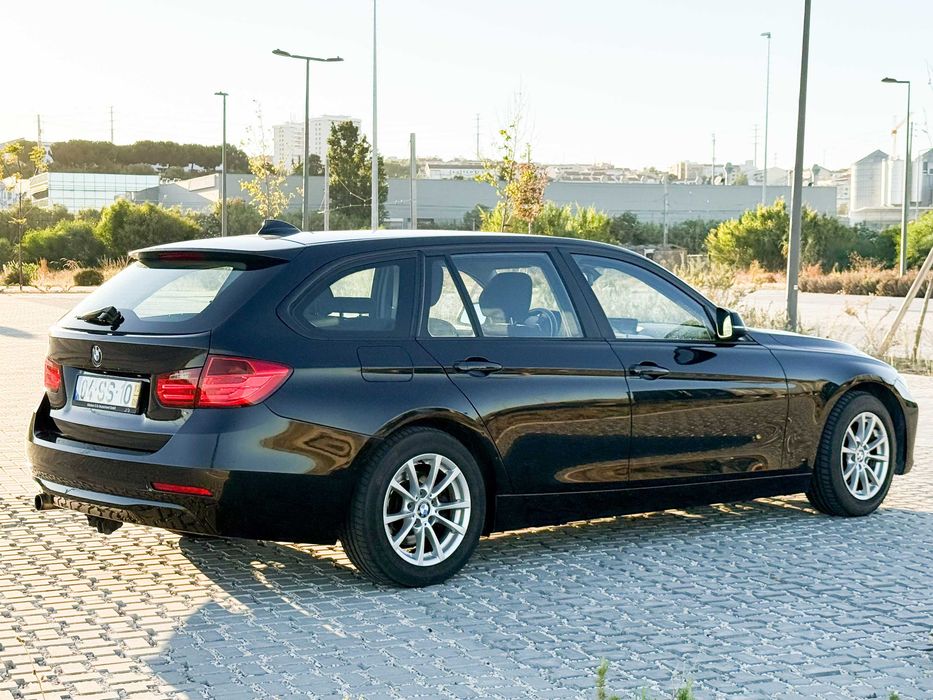 Bmw 318D Touring 2013