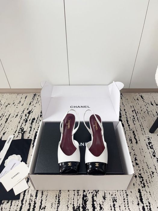 Czółenka Chanel Slingback White