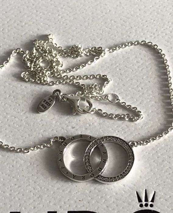 Pandora Naszyjnik złączone koła