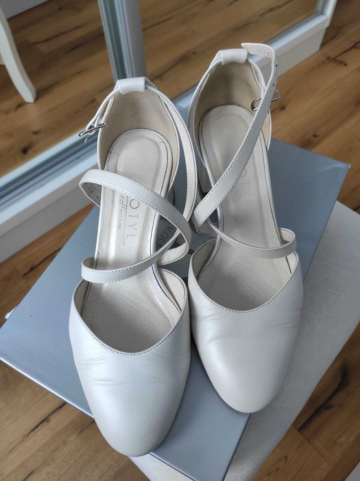 Buty ślubne Kotyl rozmiar 36 (pasuje na 37)