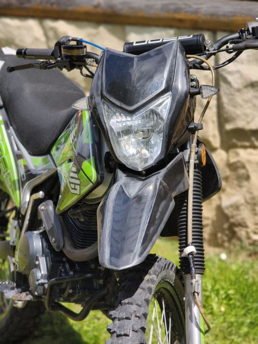 Продаю мотоцикл geon x-road 250