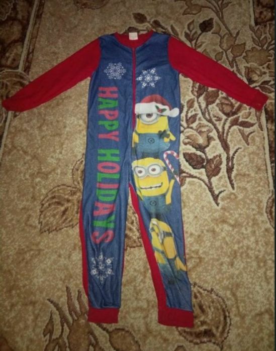 Одяг на дівчинку або хлопчика