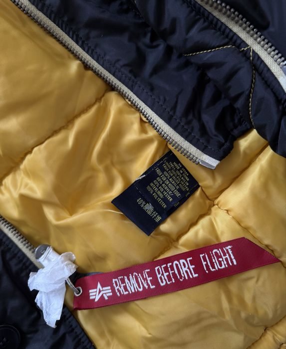 Парка alpha industries