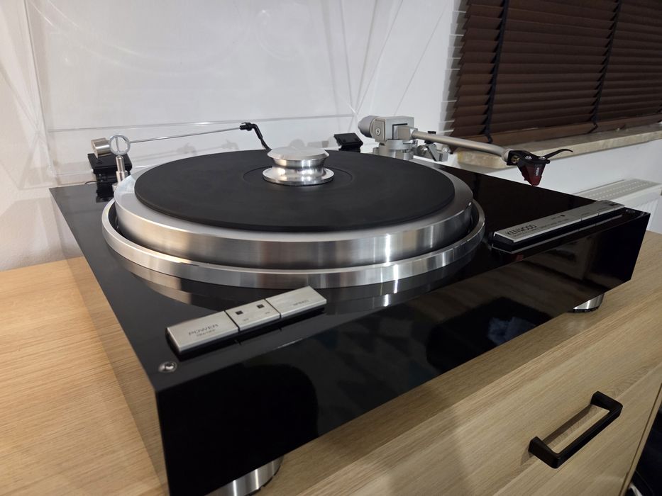 Gramofon Kenwood KP 1100