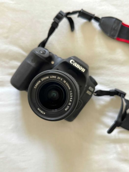 CANON 80D Ef-s 18-55mm