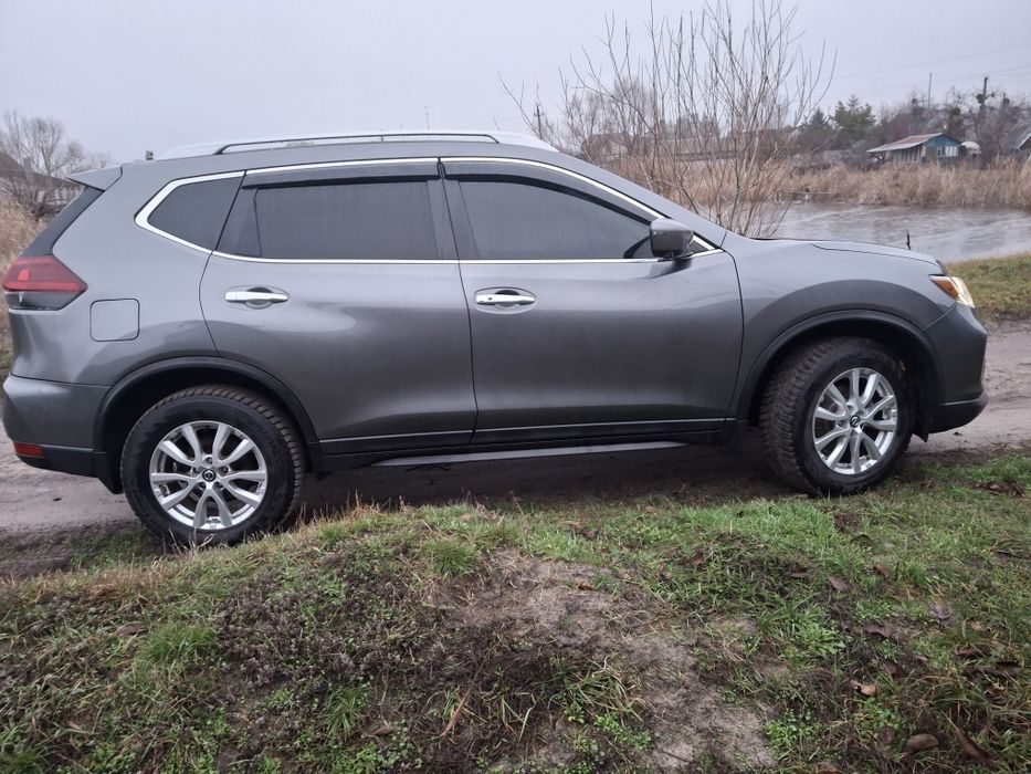 Продам Nissan  ROGUE