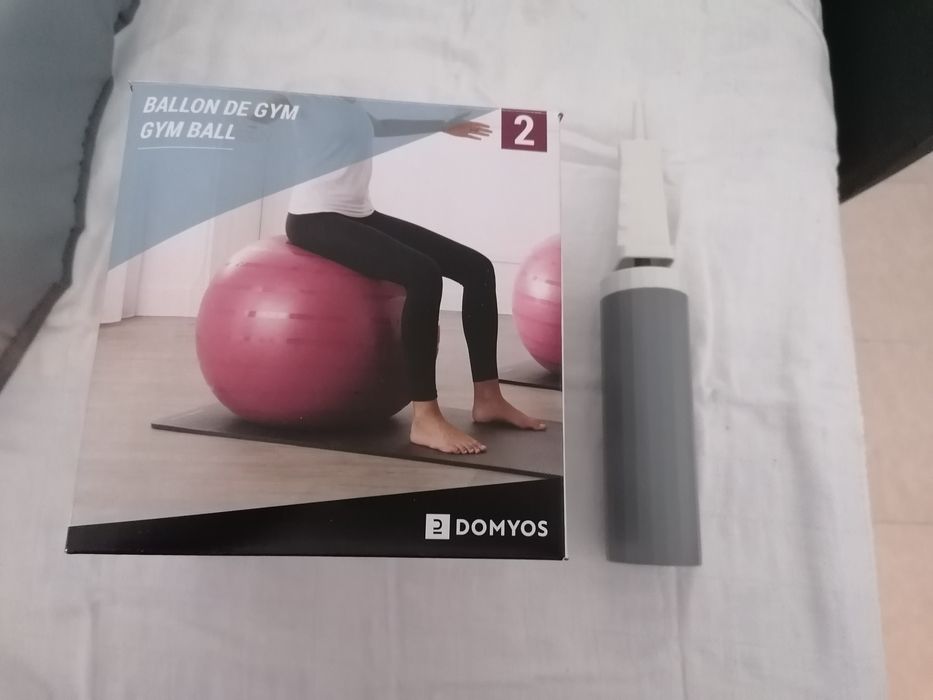 Conjunto Bola de Pilates e Bomba