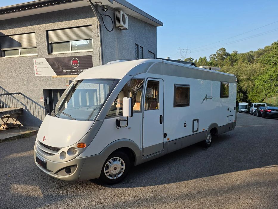 Burstner Aviano 725i Central Bed