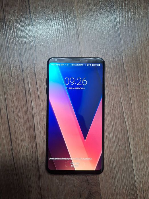LG V30 Dual Sim - sprawny, pęknięte plecki i dół wyświetlacza