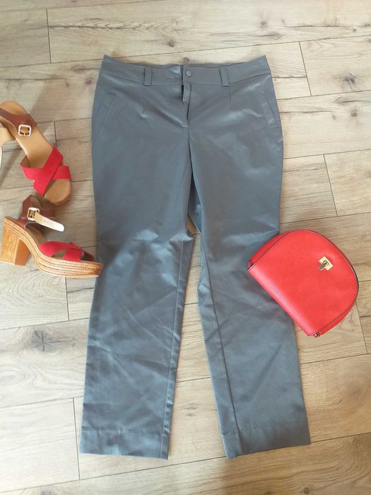 Nowe eleganckie spodnie połyskujące biuro praca