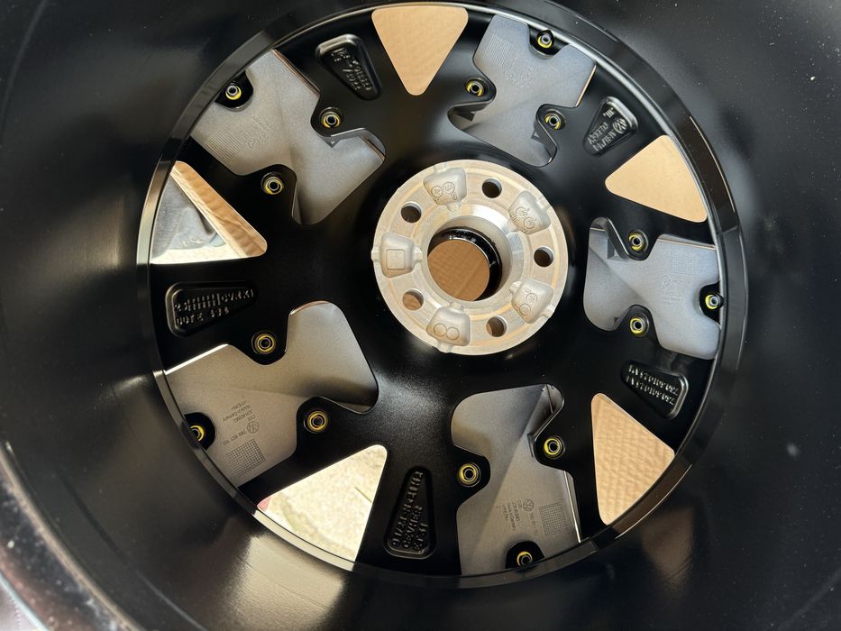 Felga 9,5x21 ET31 VW Touareg 760 oryginał jak NOWA