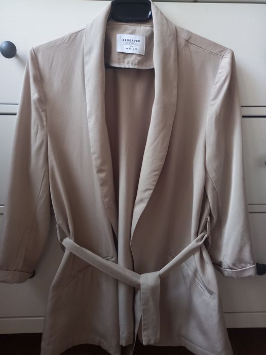 Marynarka żakiet beżowy wiązany Reserved