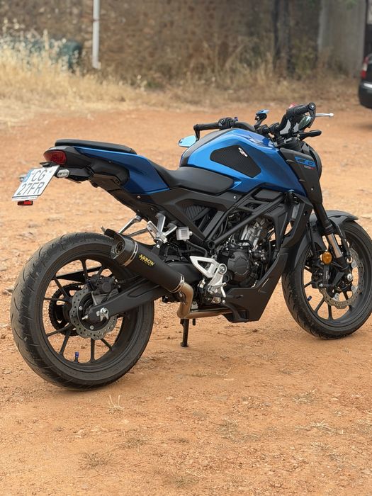 CB125R de 2026 Apenas 4 mil km!