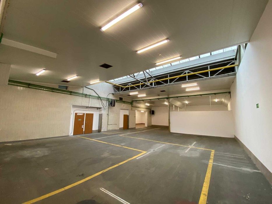 Powierzchnia magazynowo-biurowa do wynajęcia - 476 m2