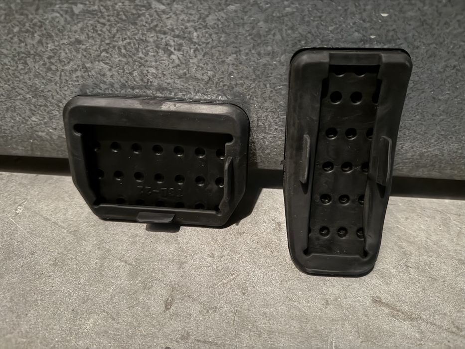 Conjunto de capas para pedais Tesla