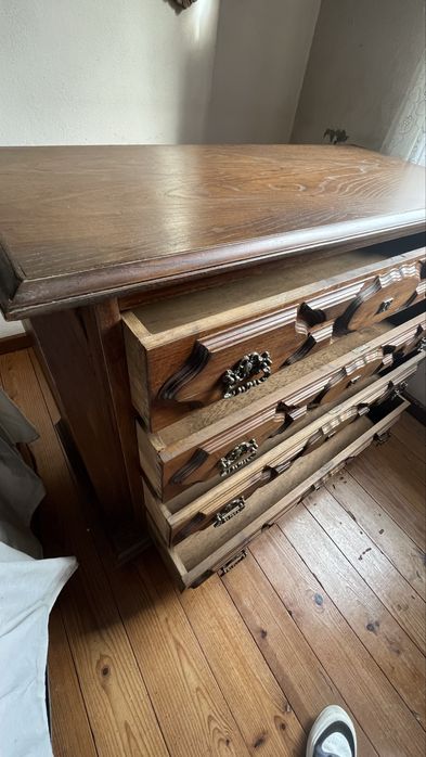 Cómoda + espelho estilo antigo