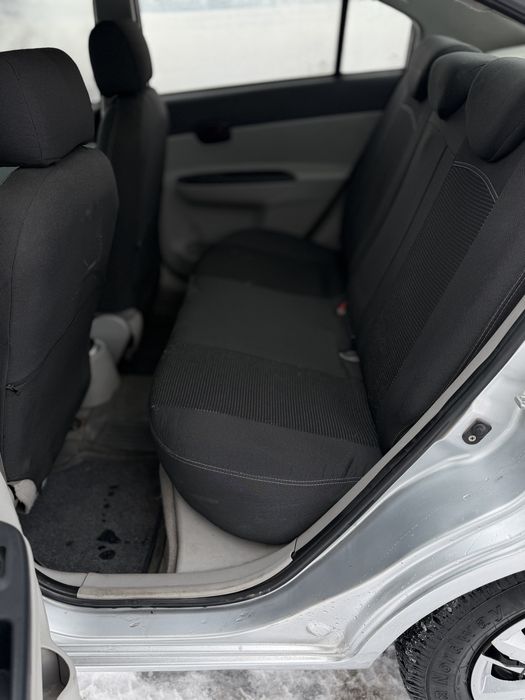 Huyndai Accent 1.6 газ Автомат