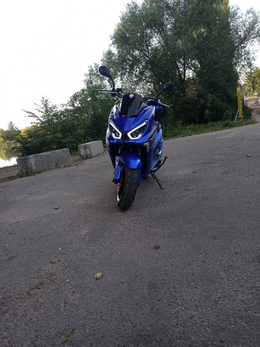 Скутер Spark SP150S-18