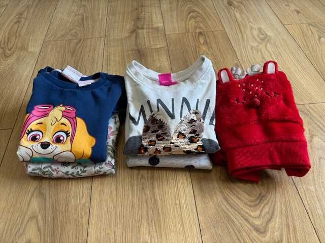 Zestaw ubranek dziewczęcych