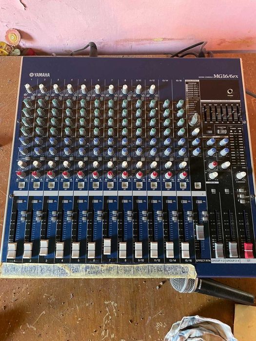PA JBL 1600 Whats