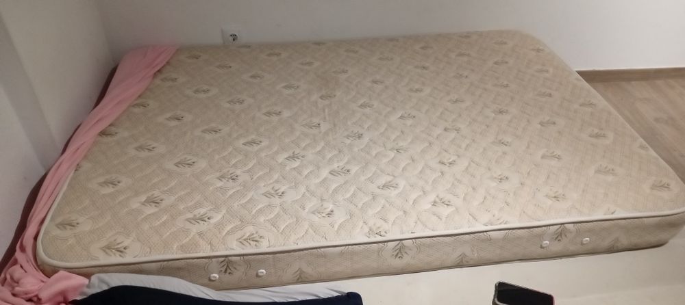 Vende-se colchão 120x190