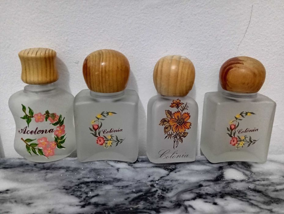 Coleção de frascos vintage