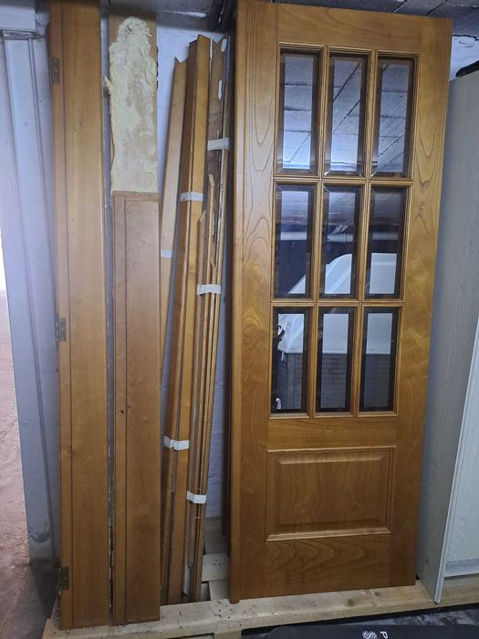 Portas em madeira de  interiores