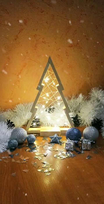 Ялинка з підсвіткою
