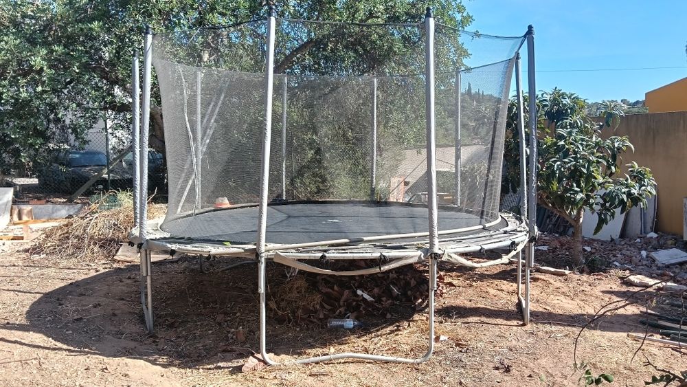 Trampolim Domyos 360 (Diâmetro 3,60m) – Decathlon - para desocupar espaço