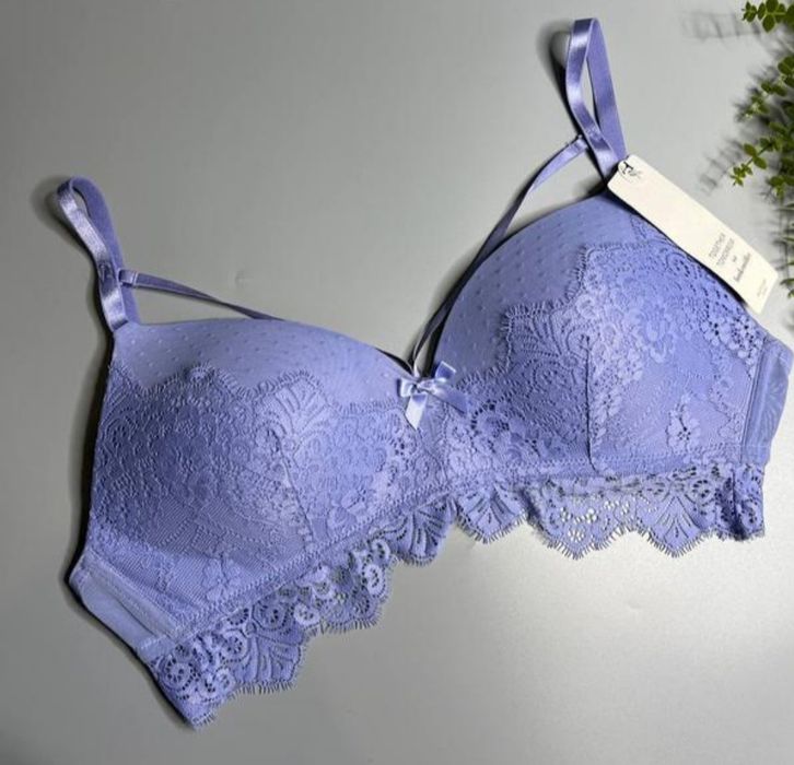 Бюстгальтер Hunkemöller без кісточок, 80C,75B, 75Е, 80D